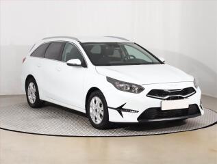 Kia Ceed Gold 1.6 CRDi MHEV, Serv.kniha