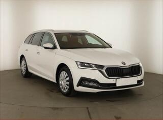 �koda Octavia Style 2.0 TDI, �R,1.maj