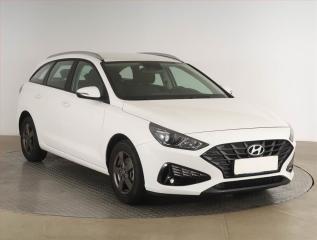 Hyundai i30 1.5 DPI, Serv.kniha, Tempomat