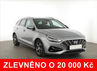 Hyundai i30 1.5 T-GDI MHEV, �R,1.maj
