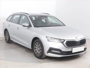 �koda Octavia Ambition 2.0 TDI, �R,1.maj