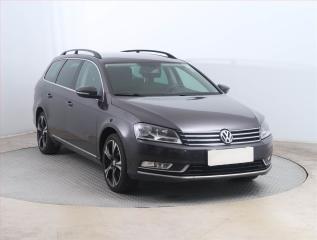 Volkswagen Passat 1.4 TSI, Serv.kniha, Navi