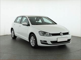 Volkswagen Golf Comfortline 1.4 TSI, R,1.maj