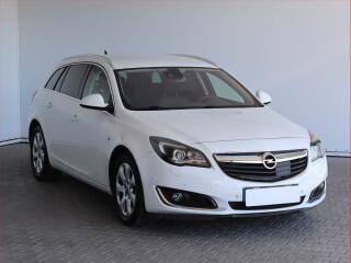Opel Insignia 1.6 CDTI, Navi, Xenony