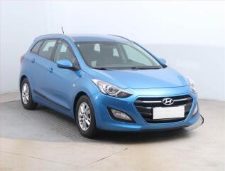 Hyundai i30 1.6 MPI, �R,1.maj, Serv.kniha
