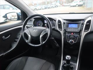 Toyota C-HR (2017) Executive 1.2 Turbo - náhled 7