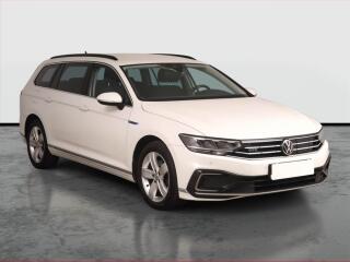 Volkswagen Passat Comfortline 1.4 GTE, Automat