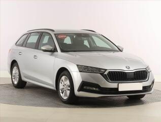 �koda Octavia Ambition 2.0 TDI, �R,1.maj