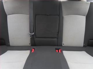 Volkswagen Passat (2013) 2.0 TDI, Tempomat - náhled 10