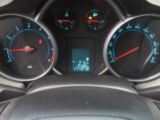 Volkswagen Passat (2013) 2.0 TDI, Tempomat - náhled 11