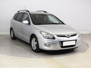 Hyundai i30 1.6 CVVT, LPG, rezervace