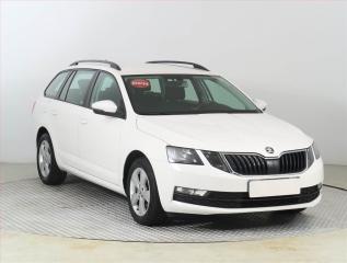 koda Octavia 1.6 TDI, R,1.maj, Tempomat