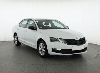 koda Octavia 1.5 TSI, Tempomat