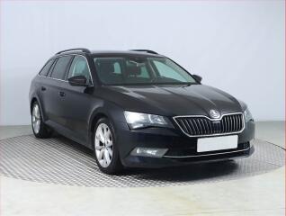 �koda Superb Ambition 2.0 TDI, Navi