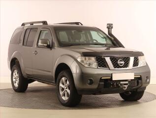 Nissan Pathfinder 2.5 dCi, 4X4, Automat, 7�m�st