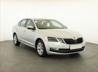 �koda Octavia Style Plus 2.0 TDI, Navi