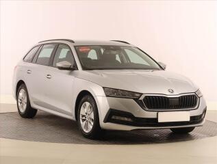 �koda Octavia Ambition 2.0 TDI, �R,1.maj
