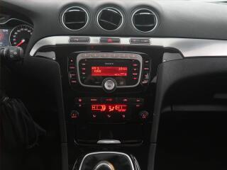 BMW Řada 2 (2023) 218d Gran Coupé - náhled 9