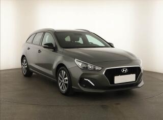 Hyundai i30 Smart 1.0 T-GDI, Serv.kniha