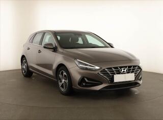 Hyundai i30 1.0 T-GDI, Automat, �R,1.maj