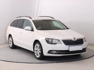 �koda Superb 2.0 TDI, 4X4, Navi, Xenony
