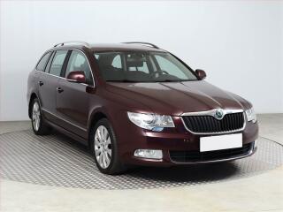 �koda Superb Elegance 2.0 TDI, Xenony