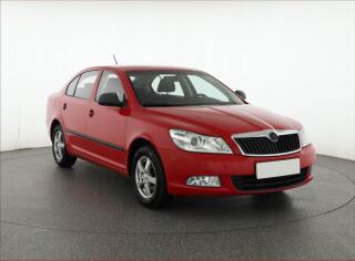 �koda Octavia Ambiente 1.6 TDI, Tempomat