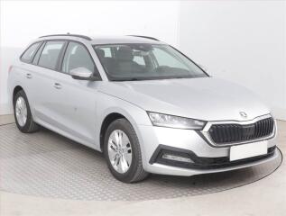 �koda Octavia Ambition 2.0 TDI, �R,1.maj