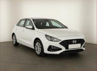 Hyundai i30 1.5 DPI, R,1.maj, Serv.kniha