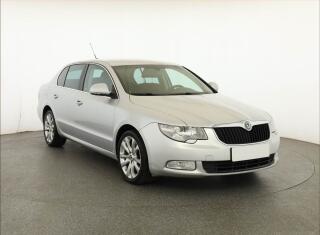 �koda Superb 2.0 TDI, Serv.kniha, Xenony
