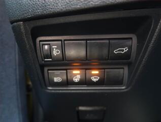 Peugeot 5008 (2018) Active PureTech 130, 7 míst - náhled 17