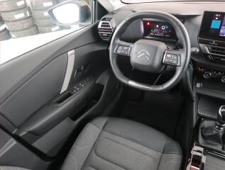 Peugeot 5008 (2018) Active PureTech 130, 7 míst - náhled 7