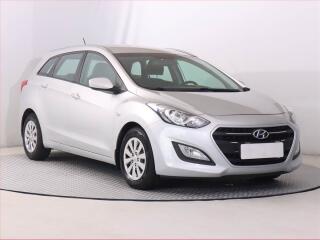 Hyundai i30 Comfort 1.6 CRDi, Serv.kniha