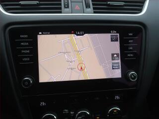 Škoda Octavia (2018) Laurin&Klement 1.5 TSI - náhled 19