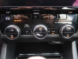 Škoda Octavia (2018) Laurin&Klement 1.5 TSI - náhled 26