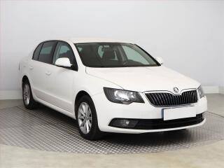 �koda Superb Ambition 1.4 TSI, Xenony