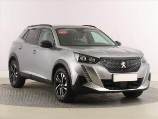 Peugeot 2008 Allure 1.2 PureTech, Automat