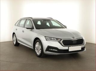 �koda Octavia Ambition 2.0 TDI, �R,1.maj