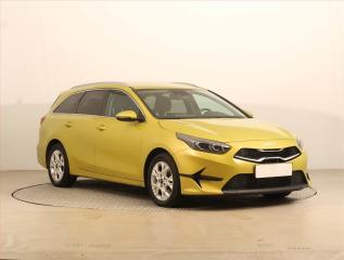 Kia Ceed Exclusive 1.5 T-GDI MHEV, R
