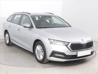 �koda Octavia Ambition 2.0 TDI, �R,1.maj