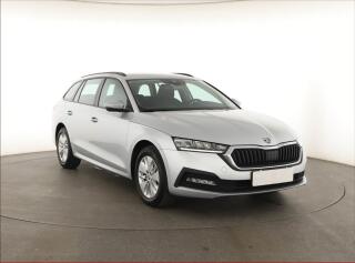 �koda Octavia Ambition 2.0 TDI, �R,1.maj