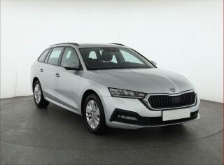 �koda Octavia Ambition 2.0 TDI, �R,1.maj