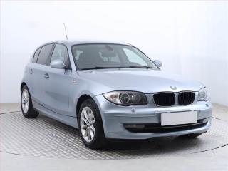 BMW 116i, Xenony, Tempomat