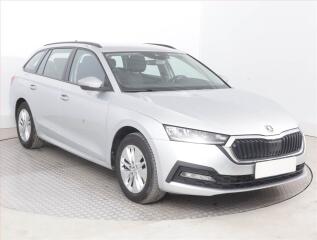 �koda Octavia Ambition 2.0 TDI, �R,1.maj