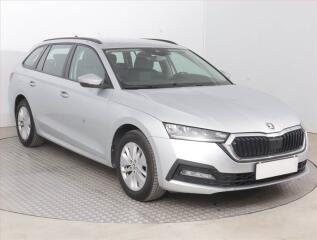 �koda Octavia Ambition 2.0 TDI, �R,1.maj