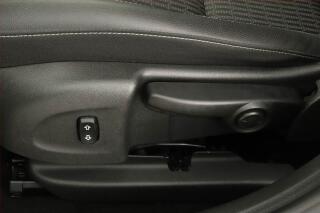 Opel Astra (2022) 1.5 CDTI, Kůže, Tempomat - náhled 15