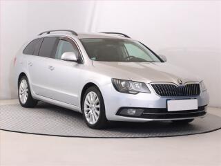 �koda Superb 2.0 TDI, Navi, Xenony