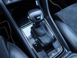 Hyundai i30 (2022) 1.5 T-GDI MHEV, Automat - náhled 13