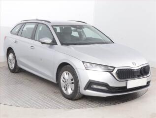 �koda Octavia Ambition 2.0 TDI, �R,1.maj