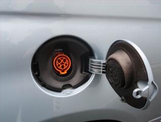 Fiat 500e (2014) 24 kWh, Automat, Tempomat - náhled 17